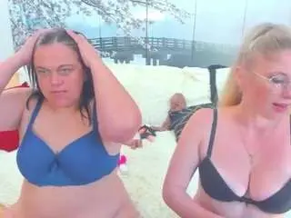 Helloooo-helloooo  live sex cam