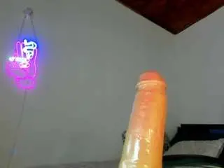 Im-criiistal  live sex cam