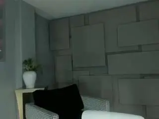 Niaholland  live sex cam