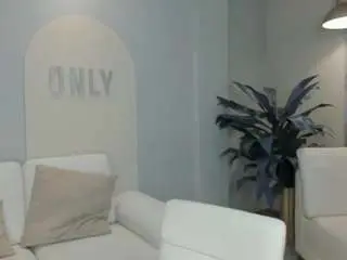 Niaholland  live sex cam