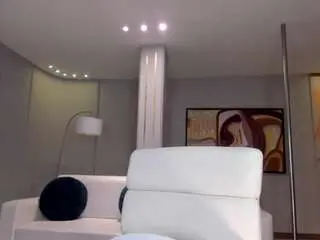 Niaholland  live sex cam