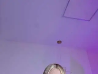 Niaholland  live sex cam