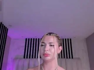 Niaholland  live sex cam