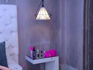 Violetfrost  live sex cam