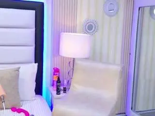 Violetfrost  live sex cam