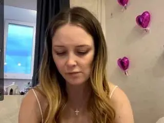Adelinacomerford  live sex cam