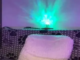 Adelinacomerford  live sex cam