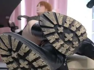 Cruelsiren  live sex cam