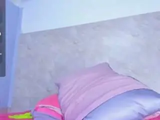 Estefy-gomez09  live sex cam