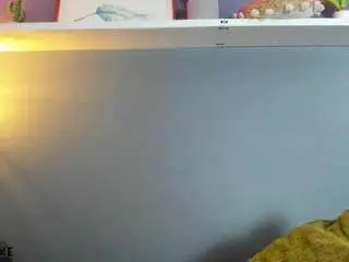 Kira-exe  live sex cam