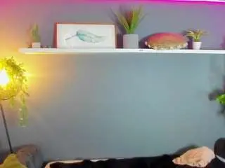 Kira-exe  live sex cam