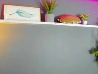 Kira-exe  live sex cam