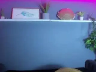 Kira-exe  live sex cam