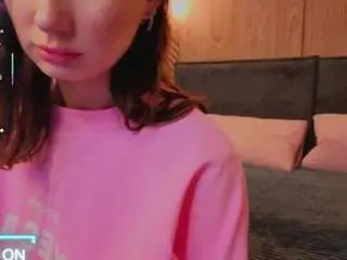 Karolina-kely  live sex cam