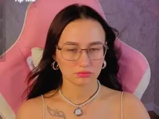 Karolina-kely  live sex cam