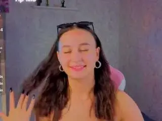 Karolina-kely  live sex cam