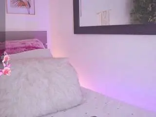 Lia-mackenzie  live sex cam