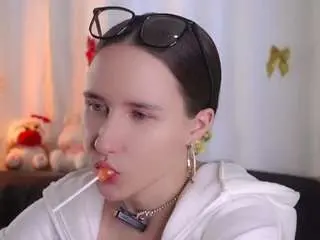 Odelyncurvin  live sex cam