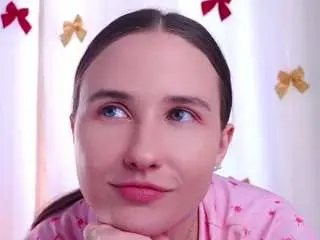 Odelyncurvin  live sex cam