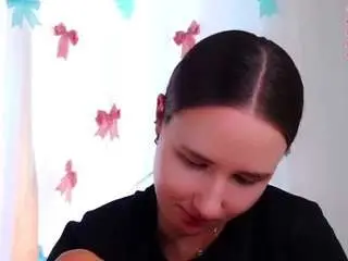 Odelyncurvin  live sex cam