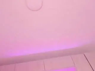 Alicepipper  live sex cam
