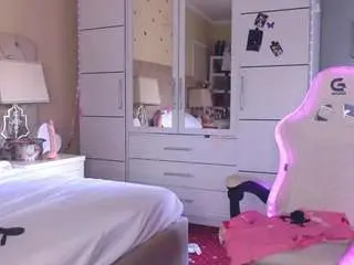 Aliciarey  live sex cam