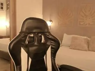 Caro03x  live sex cam