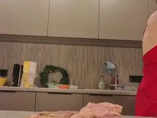 Elgaguyse  live sex cam