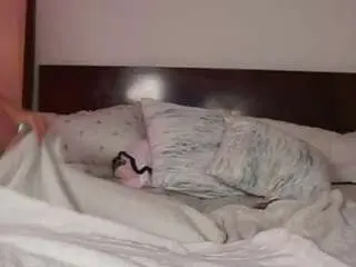 Katyerave  live sex cam