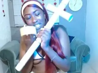 Milykaebony  live sex cam