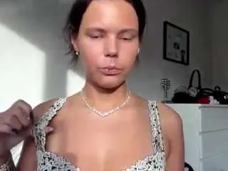 Quennacurrington  live sex cam