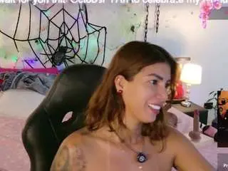 Amyhonney  live sex cam