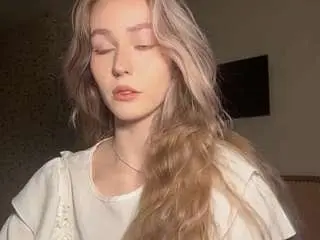 Constancenordyke  live sex cam