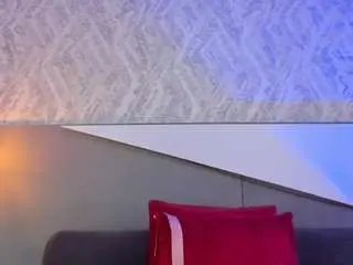 Tisha-cole  live sex cam