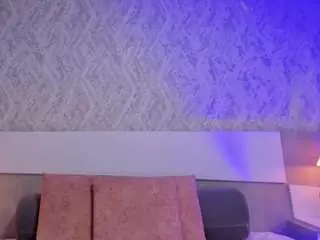 Tisha-cole  live sex cam