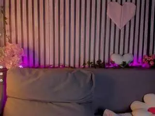 Casey-sweeet  live sex cam