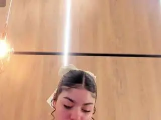 Chloe-cortez  live sex cam