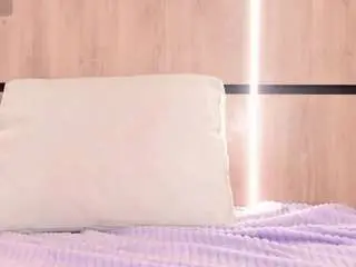 Chloe-cortez  live sex cam