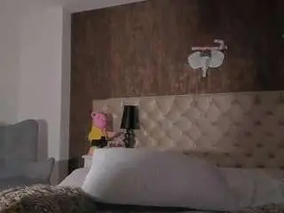 Daimondjohnson  live sex cam