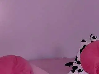 Kellywebster  live sex cam