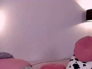 Kellywebster  live sex cam