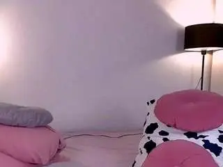 Kellywebster  live sex cam