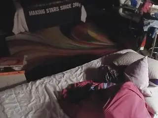 Voyeurcam-baileybase-room  live sex cam