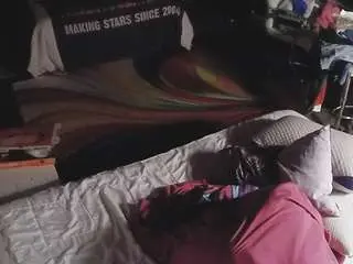 Voyeurcam-baileybase-room  live sex cam
