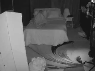Voyeurcam-baileybase-room  live sex cam