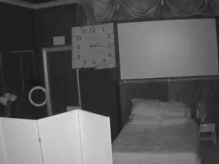 Voyeurcam-baileybase-room  live sex cam