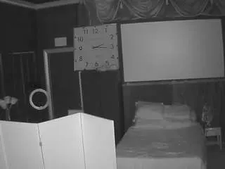 Voyeurcam-baileybase-room  live sex cam