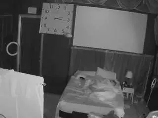 Voyeurcam-baileybase-room  live sex cam