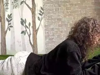 Waltrauddonoso  live sex cam