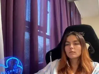 Glaydsdibiasi  live sex cam